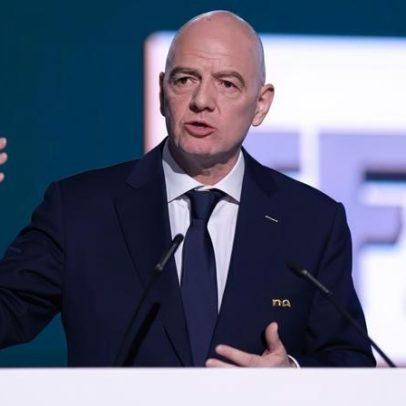 Infantino nega fins econômicos em pausas para hidratação na Copa