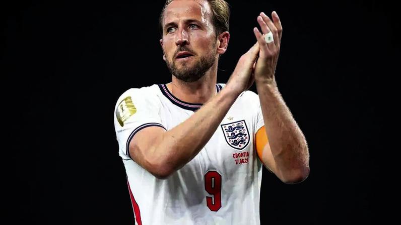 Harry Kane marcou duas vezes na estreia e já briga pela artilharia da Copa de 2026.