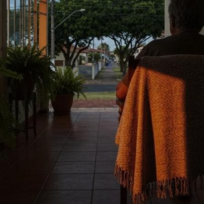 INSS formaliza pensão por morte à viúva de ex-servidor federal