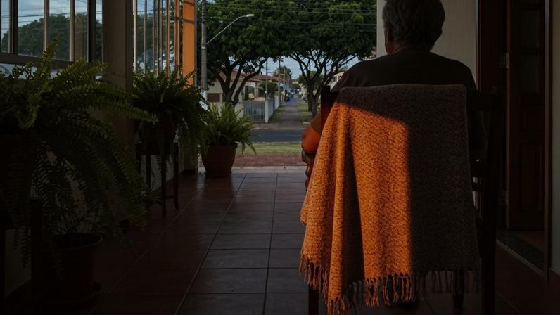 INSS formaliza concessão de pensão por morte a viúva de ex-servidor federal