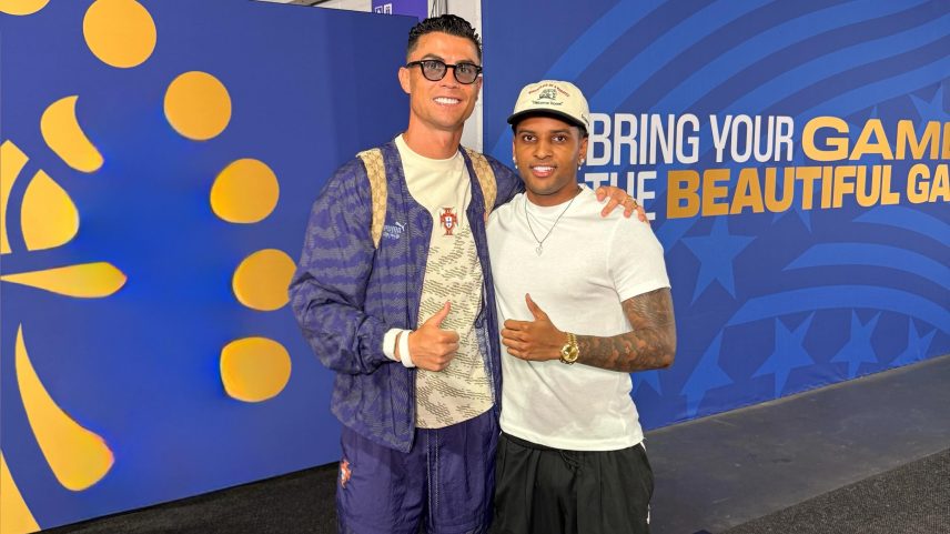 Cristiano Ronaldo e Rodrygo se encontram no estádio de Miami durante a Copa do Mundo — Foto: Reprodução/Instagram