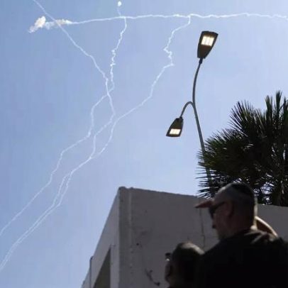 Houthis anunciam bloqueio à navegação israelense no Mar Vermelho