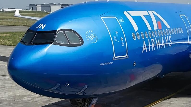 Aeronave da ITA Airways, que agora opera no Brasil com voos diretos para Roma saindo de São Paulo e do Rio de Janeiro