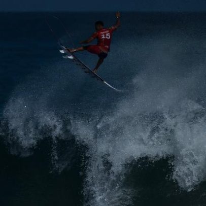 Brasil segue na briga pela etapa de Saquarema com 4 surfistas