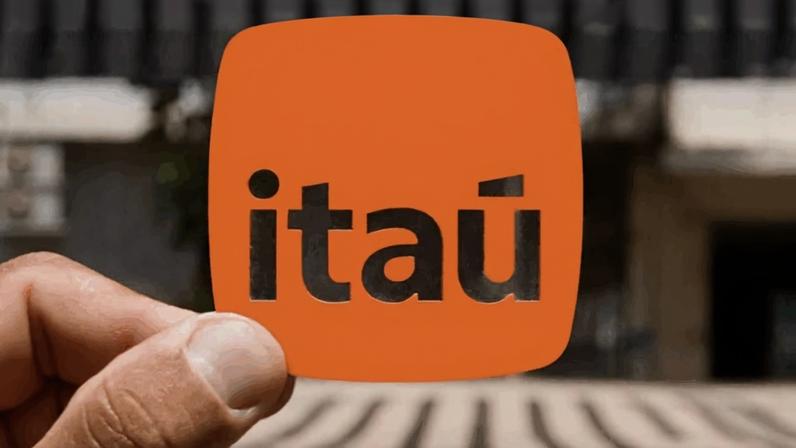 Itaú amplia retorno ao trabalho presencial a partir de 2028