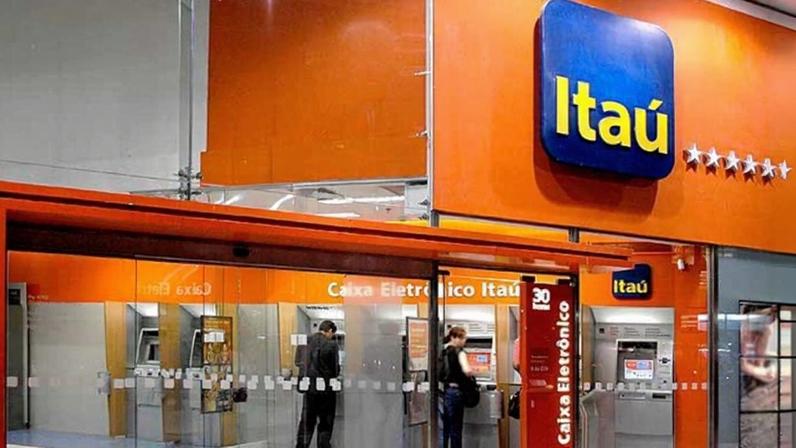 Fachada do Itaú