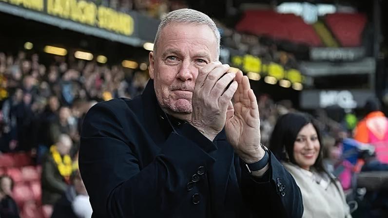 Lenda do Watford, Kenny Jackett morre aos 64 anos