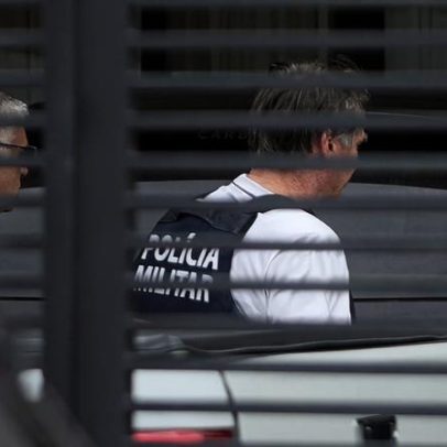 Tornozeleira de Bolsonaro falha no dia do jogo do Brasil