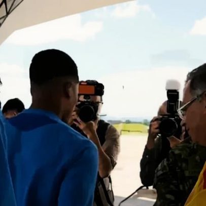 James Rodríguez é alvo de polêmica por ignorar filha do presidente da Colômbia