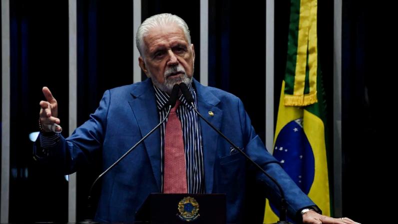 Líder do governo no Senado, Jaques Wagner (PT-BA)