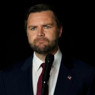 JD Vance prevê negociações em breve com o Irã