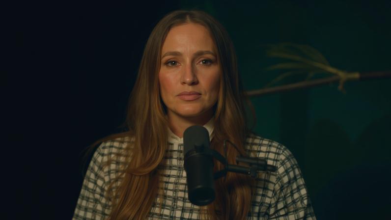 Jennifer Lopez chora ao falar de filme de Fernanda Torres: “Me curou” - destaque galeria