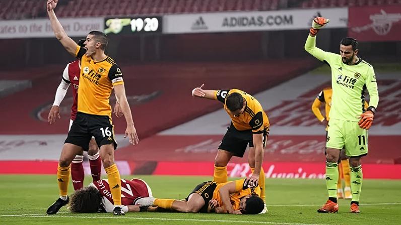 Jímenez desmaiou em campo após choque com o zagueiro David Luiz, em 2020