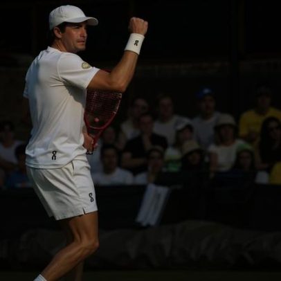 João Fonseca avança em Wimbledon após vitória sobre jogador espanhol