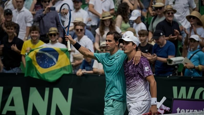 João Fonseca e Daniel Altmaier avançam nas duplas no ATP 500 de Halle