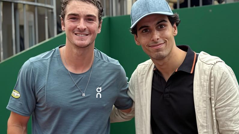 João Fonseca e Gabriel Bortoleto durante torneio em Monte Carlo