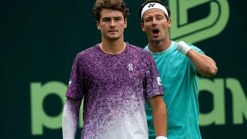 João Fonseca e o alemão Daniel Altmaier em ação no torneio de duplas do ATP de Halle