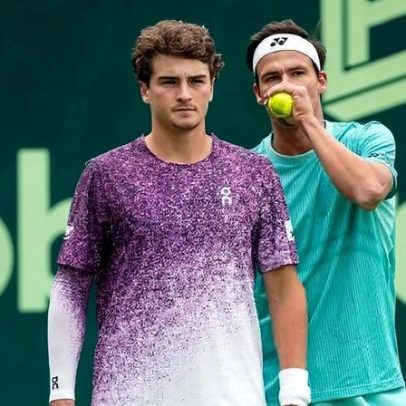 João Fonseca herda vaga nas duplas e avança às quartas do ATP de Halle