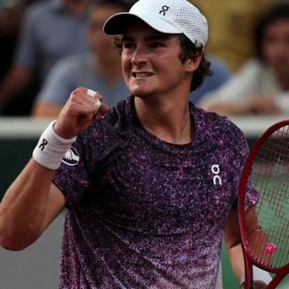 João Fonseca atinge marca surpreendente em Roland Garros