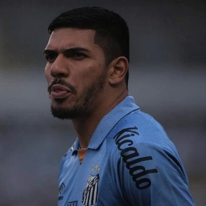 João Paulo pode ganhar nova sequência no Santos após recusa ao Corinthians