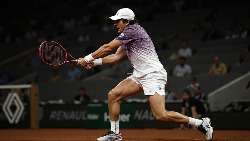 João Fonseca em Roland Garros — Foto: Reuters