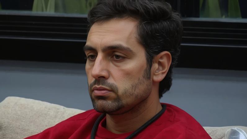 João Victor deixa a Casa do Patrão após eliminação no 6º Tá na Reta