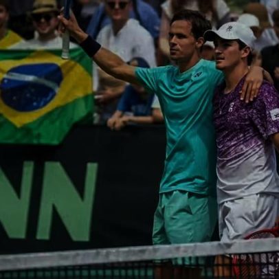 João Fonseca fica com o vice na chave de duplas de Halle