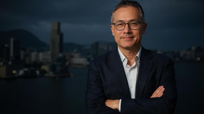 Joe Ngai, presidente da McKinsey na Grande China e coautor de The Next China Is Still China, defende que a competitividade chinesa é impulsionada por inovação, tecnologia e intensa concorrência doméstica