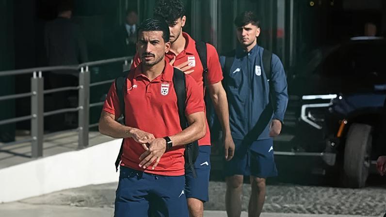Jogadores do Irã na preparação para a estreia na Copa do Mundo