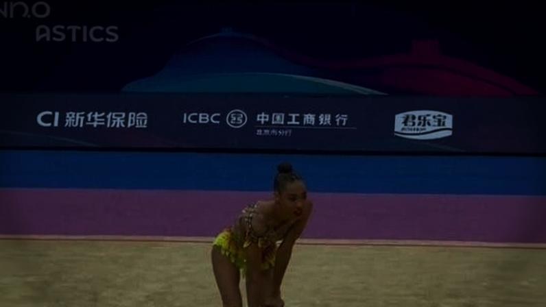 Jojo passou mal durante apresentação em Copa do Mundo de Ginástica Rítmica