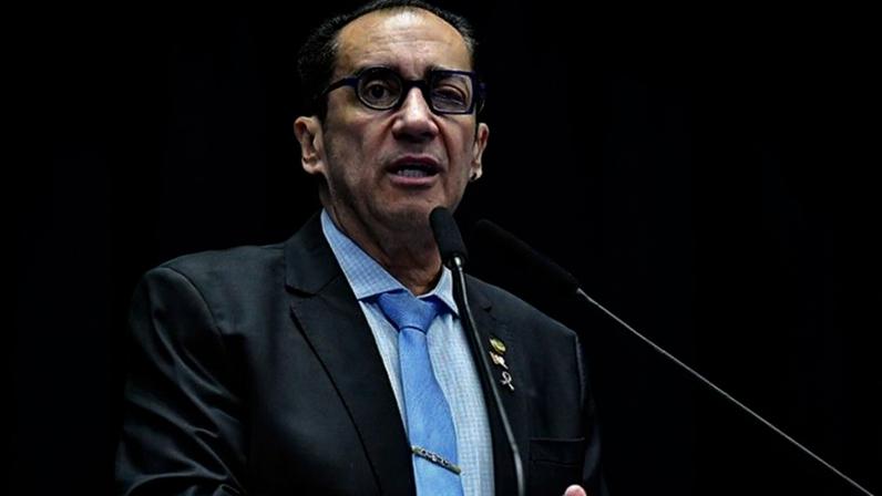 O senador Jorge Kajuru (PSB-GO) é o autor da proposta que altera as regras de dedução de gastos médicos no Imposto de Renda