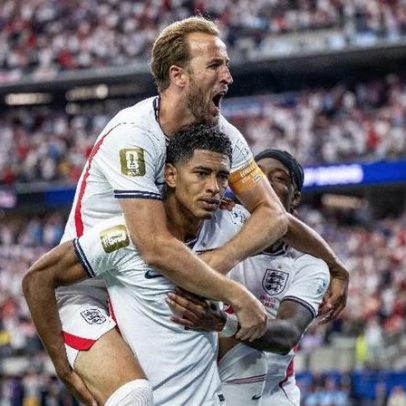 Vitória inglesa, considerada o melhor jogo da Copa