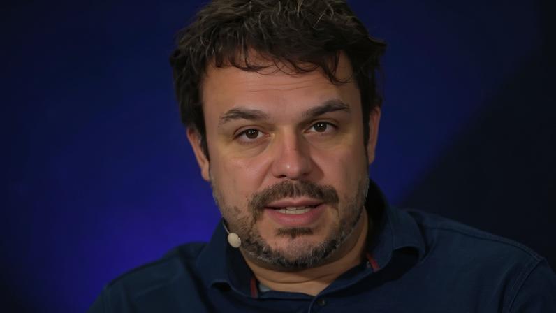 Juíza nega liminar pedida por Ana Paula Renault contra Adrilles