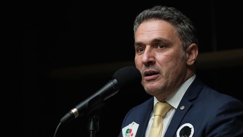 A ex-deputada estadual Juliana Brizola (PDT); e o deputado federal Luciano Zucco (PL), ambos pré-candidatos ao governo do Rio Grande do Sul em 2026 (Redes sociais/Reprodução/Thiago Cristino/Câmara dos Deputados)