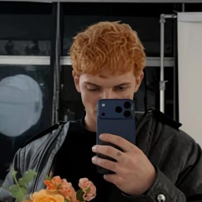 Juliano Floss pinta cabelo de ruivo e mostra reação de Marina Sena