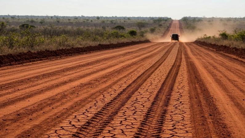 Justiça Eleitoral do Piauí registra preços de R$ 2,1 milhões para compra de SUVs e picapes