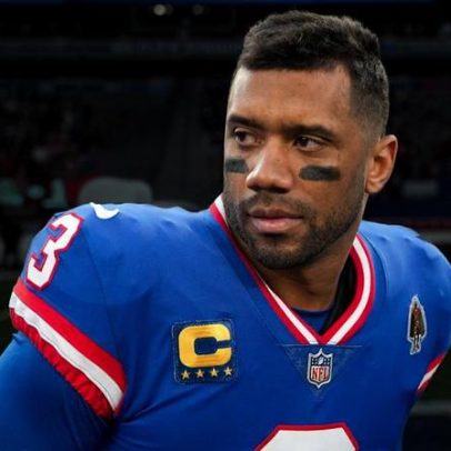 Russell Wilson posta vídeo de agradecimento ao futebol ao iniciar na CBS