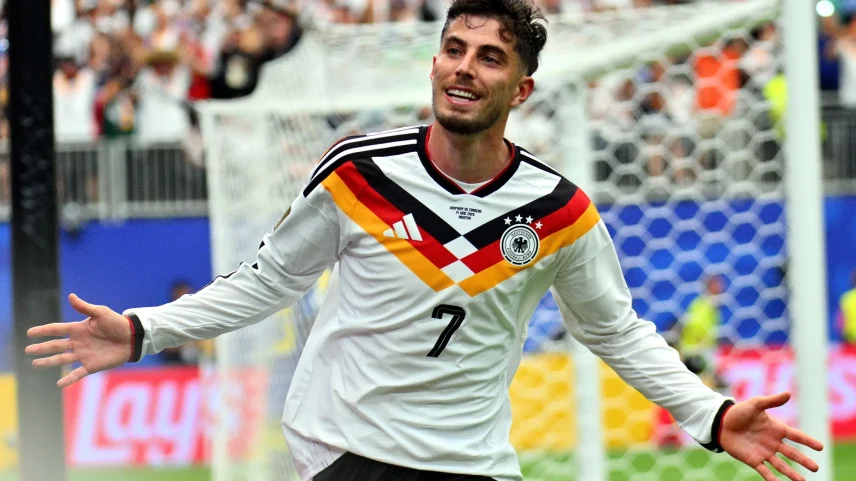 Kai Havertz (número 7, ainda por cima) comemora o sétimo gol da Alemanha sobre Curaçao. (Foto: Sam Wasson/EFE/EPA)