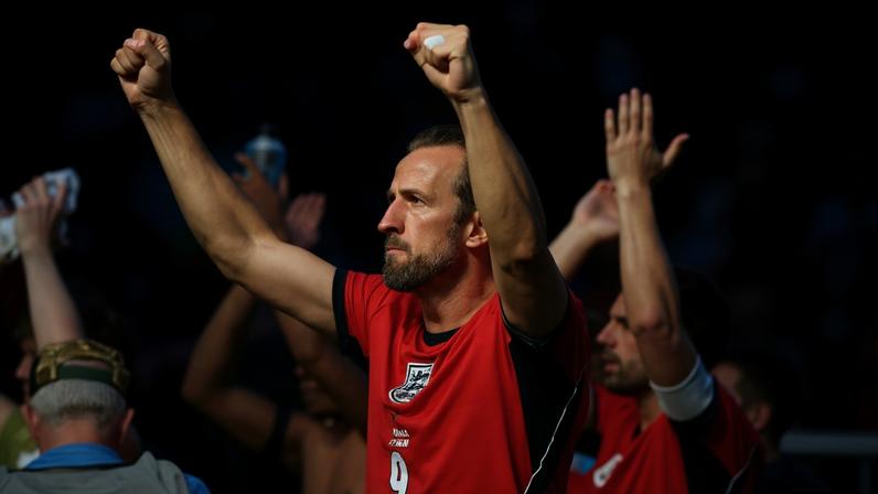 Harry Kane se torna o maior artilheiro da Inglaterra em Copas do Mundo — Foto: Reuters/Vincent Carchietta