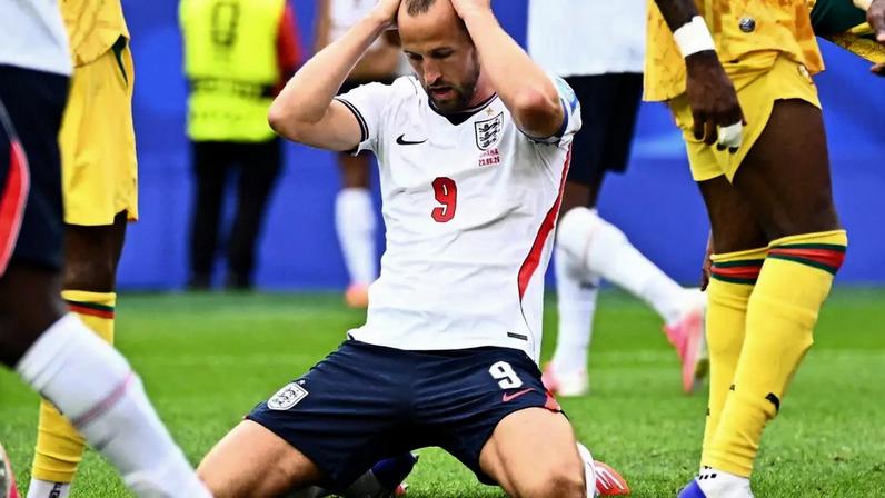 Kane lamenta empate em 0 a 0 contra Gana.