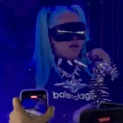Kim Kardashian mostra estreia da filha de 12 anos em festival de música