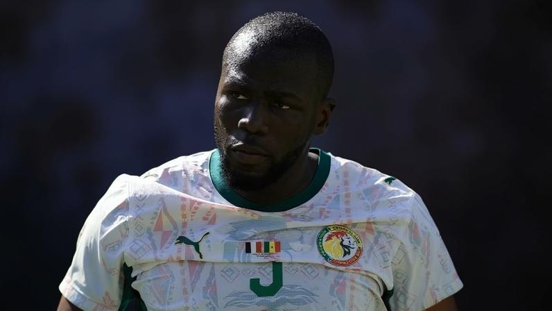 Koulibaly, zagueiro de Senegal, durante jogo contra a França na Copa do Mundo