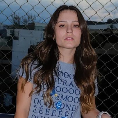 Larissa Manoela desabafa sobre rumor de gravidez