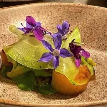 Cinco restaurantes cultivam seus próprios ingredientes, da horta ao prato