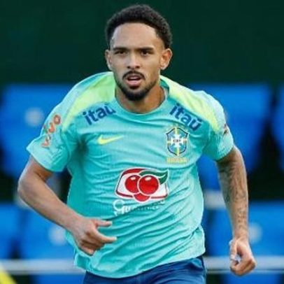 Vitinho surge como opção para substituir Wesley, segundo Rodrigo Mattos