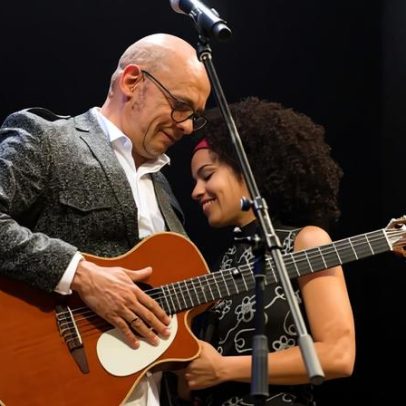 Filha de Vander Lee segue legado e conquista as redes