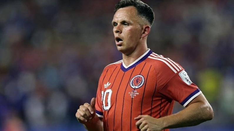Lawrence Shankland defende a Escócia na Copa do Mundo