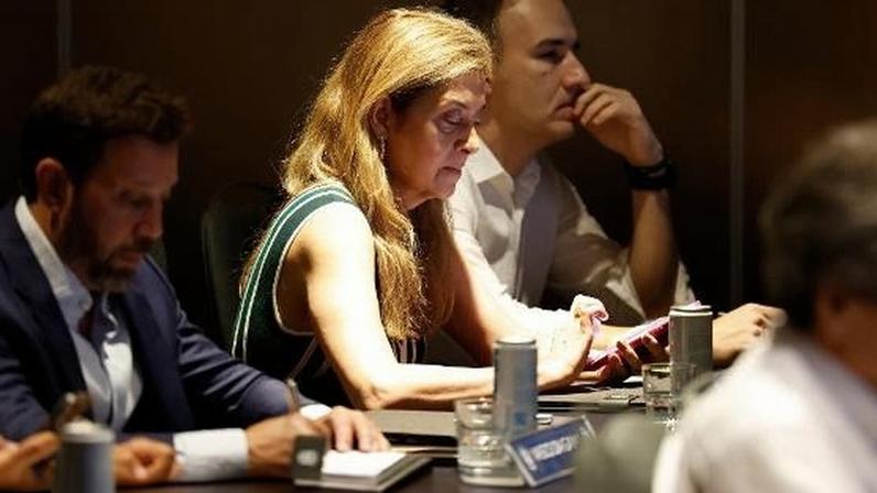 Leila Pereira durante reunião dos clubes com a CBF sobre a Liga