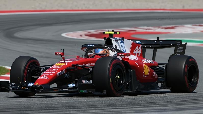Lewis Hamilton, da Ferrari, durante o GP de Barcelona