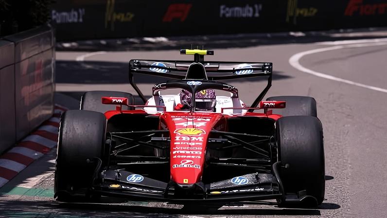 Lewis Hamilton foi o mais rápido da sexta-feira em Mônaco com a Ferrari